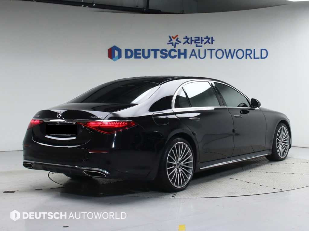 Mercedes-Benz S-Class — photo 02
