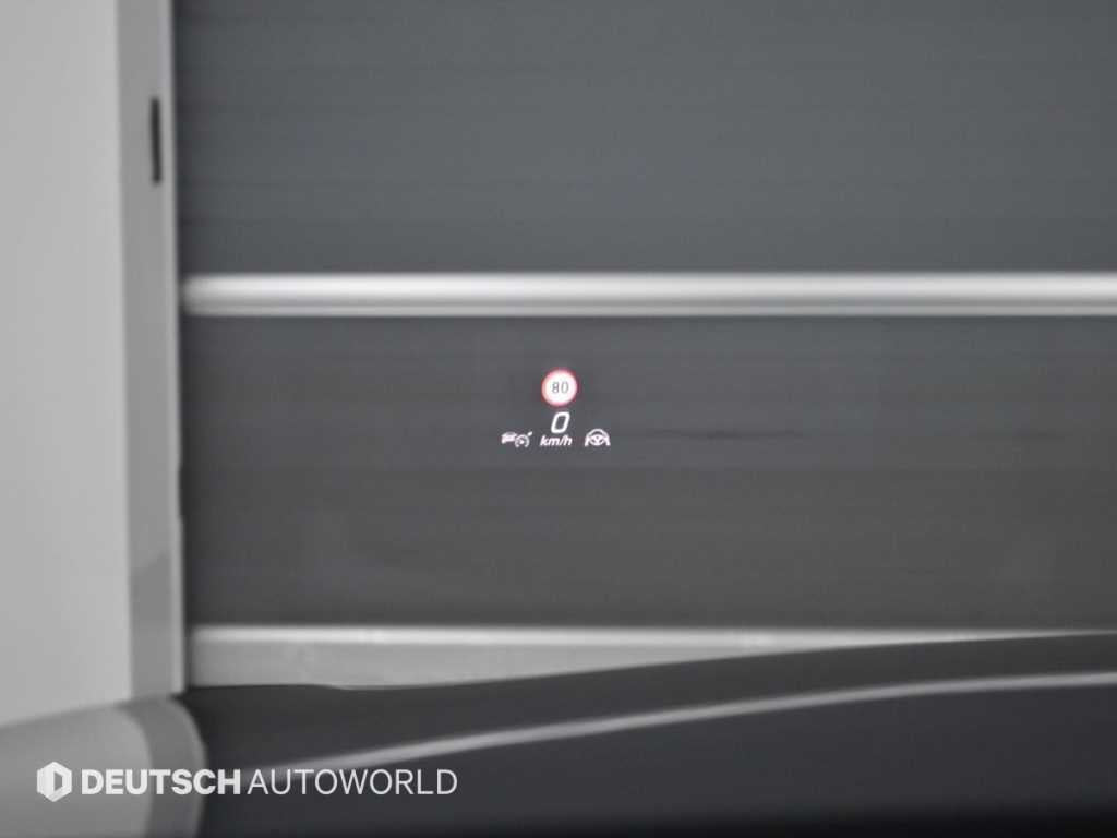 Mercedes-Benz S-Class — photo 18