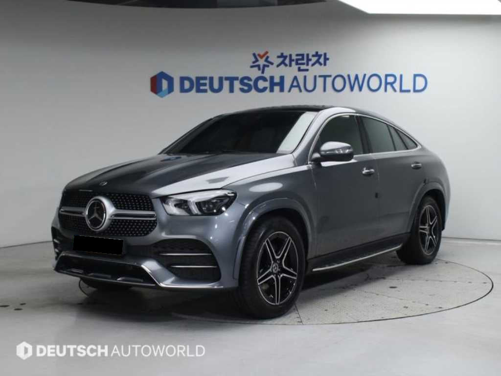 Mercedes-Benz GLE-Class — photo 01