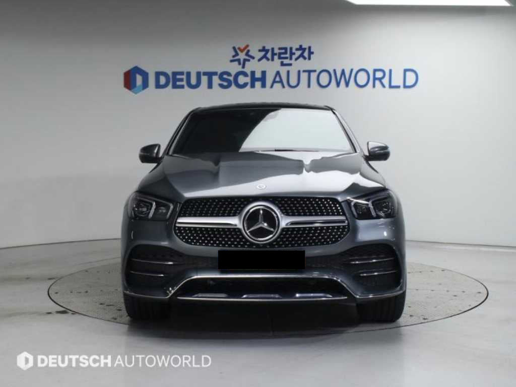 Mercedes-Benz GLE-Class — photo 03