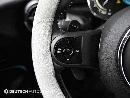 Mini Cooper — photo 16