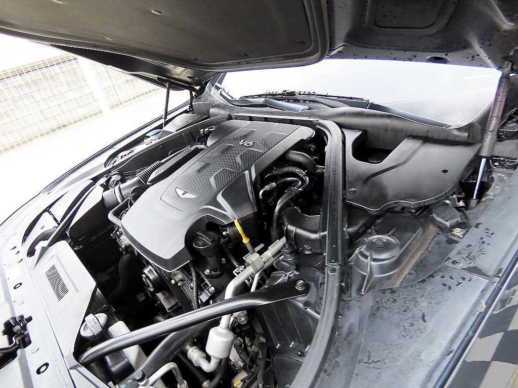 Genesis G80 — photo 19