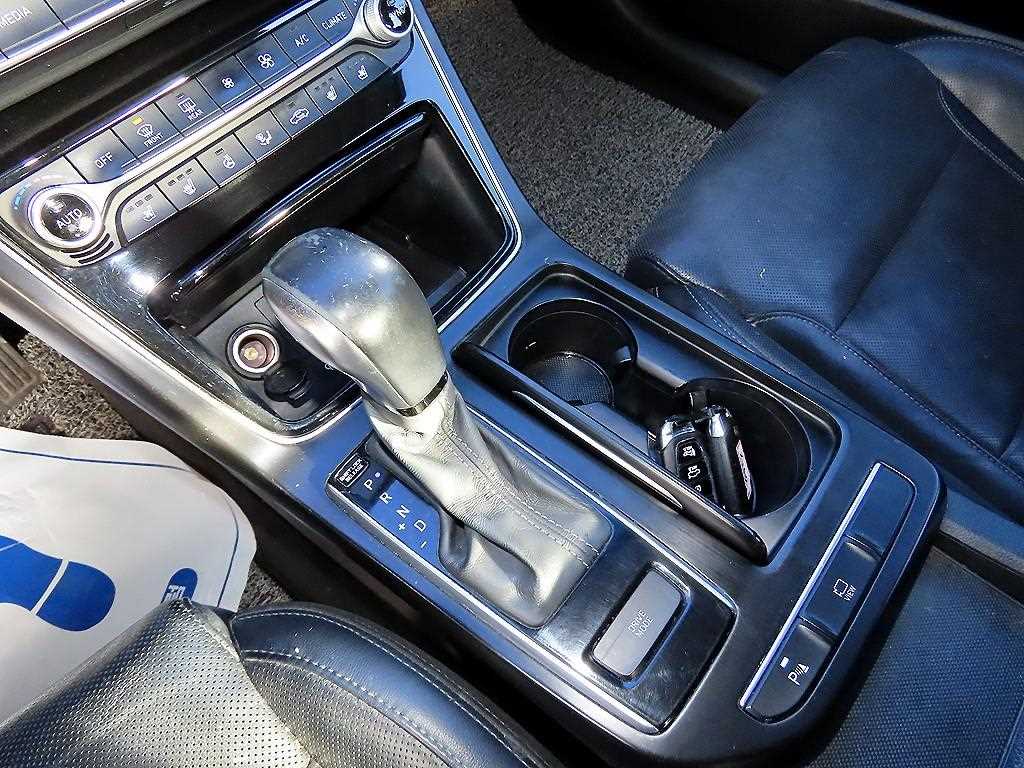 Hyundai Grandeur — photo 10