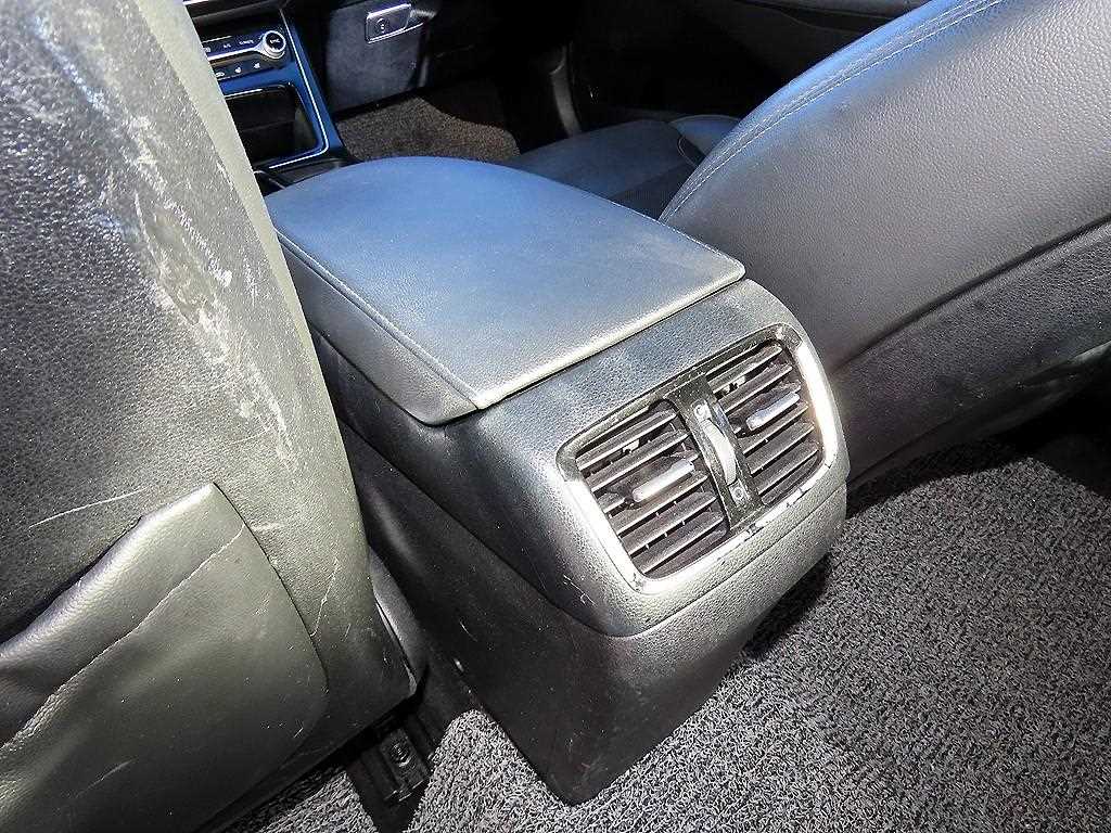 Hyundai Grandeur — photo 18