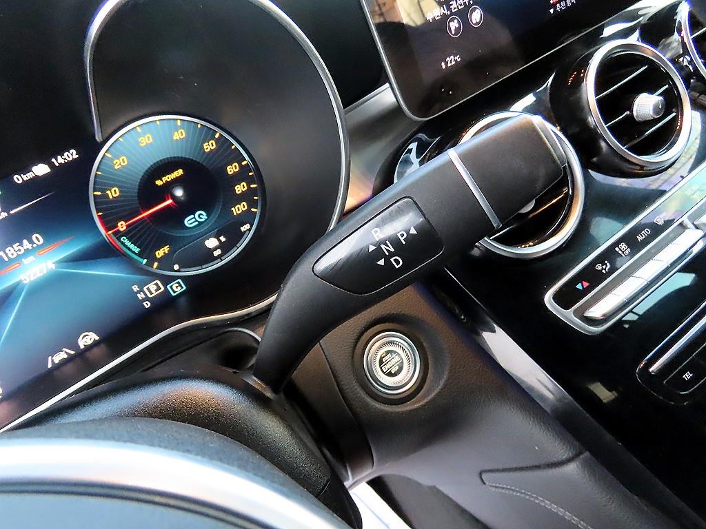 Mercedes-Benz GLC-Class — photo 11