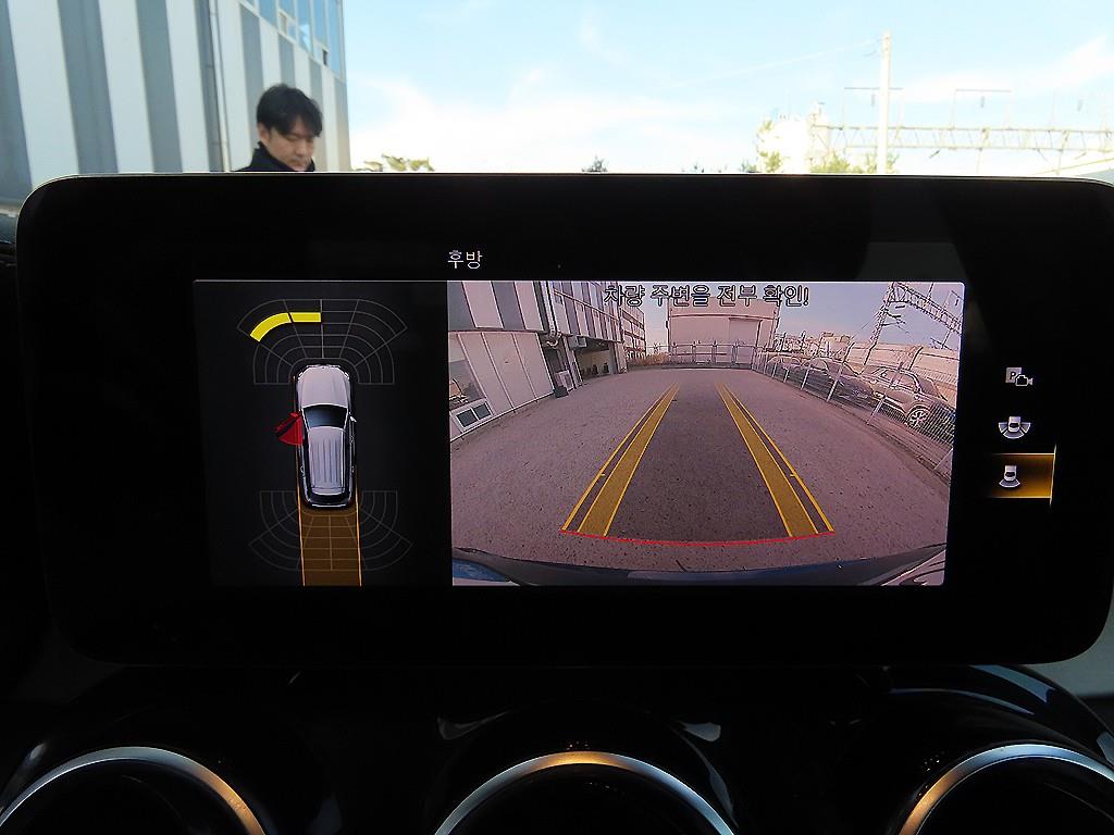 Mercedes-Benz GLC-Class — photo 14