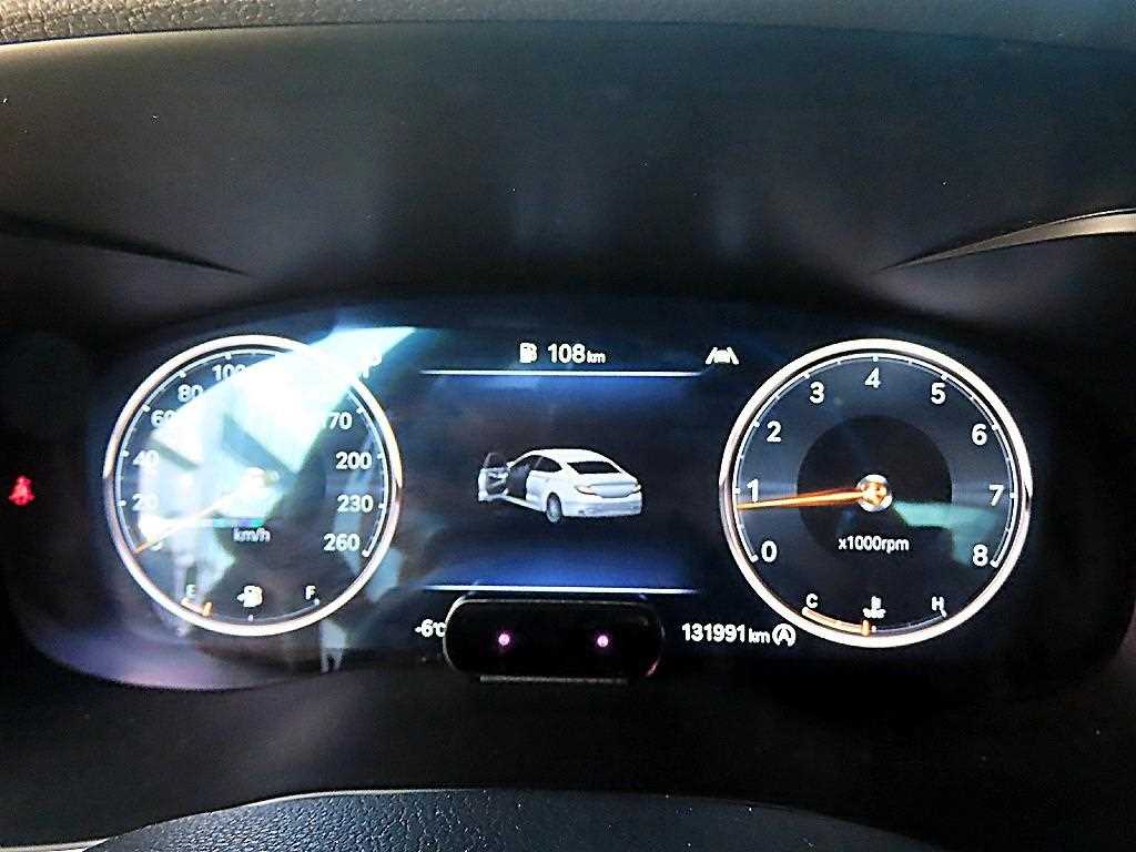 Genesis G70 — photo 09