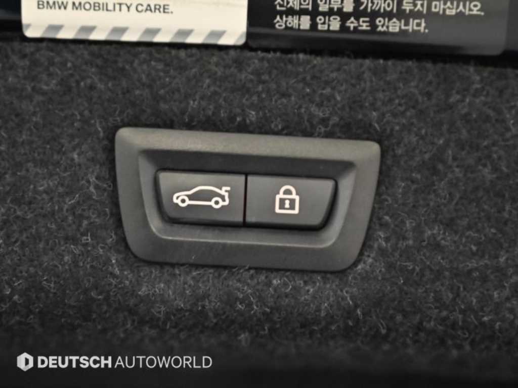BMW 5-Series — photo 20