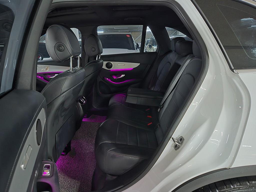 Mercedes-Benz GLC-Class — photo 06