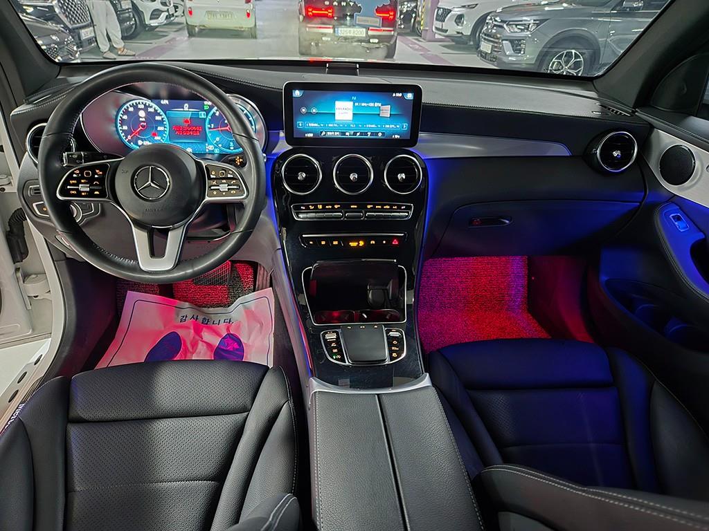Mercedes-Benz GLC-Class — photo 09