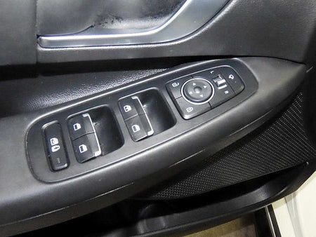 Hyundai Sonata — photo 13