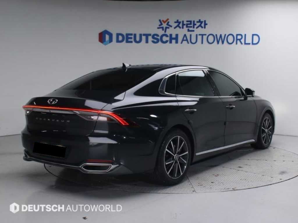 Hyundai Grandeur — photo 02