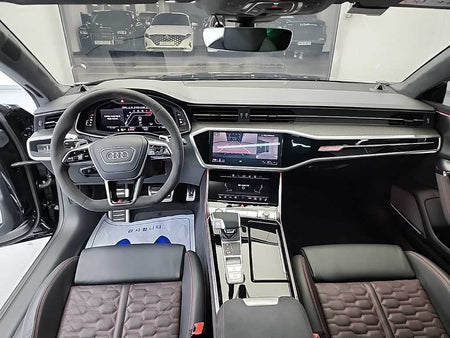 Audi RS7 — photo 07