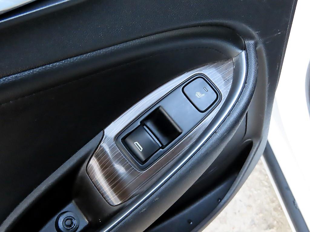 CHEVROLET Malibu — photo 17