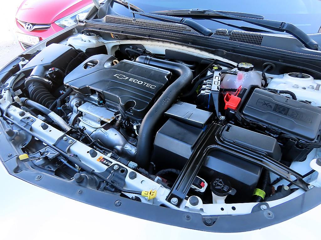 CHEVROLET Malibu — photo 19