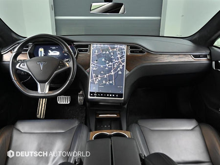 Tesla Model S — photo 07