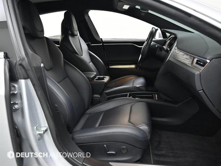 Tesla Model S — photo 10