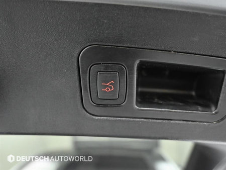 Tesla Model S — photo 20