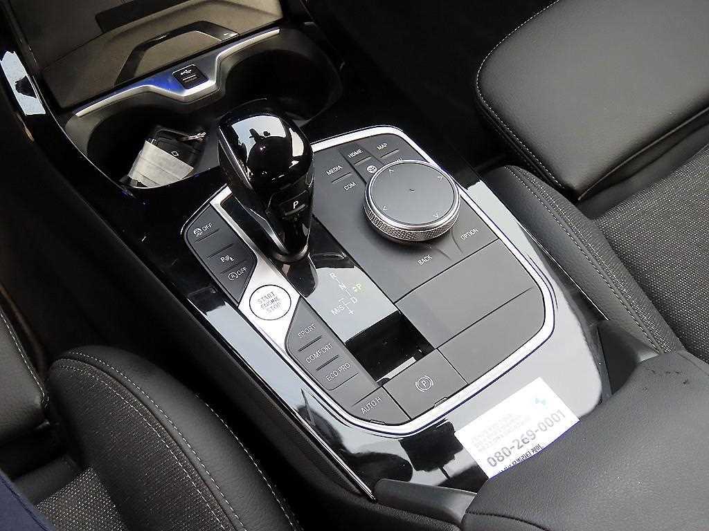 BMW 1-Series — photo 11