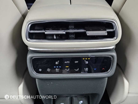 Genesis GV80 — photo 16