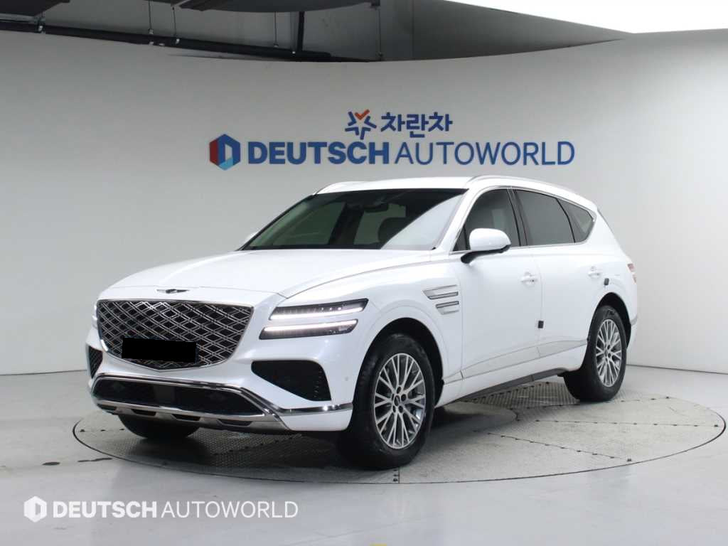 Genesis GV80 — photo 01