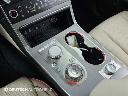 Genesis GV80 — photo 09