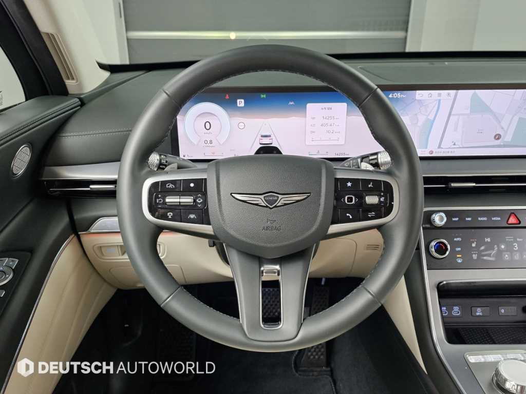 Genesis GV80 — photo 13