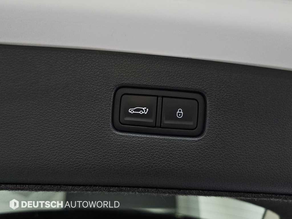 Genesis GV80 — photo 20
