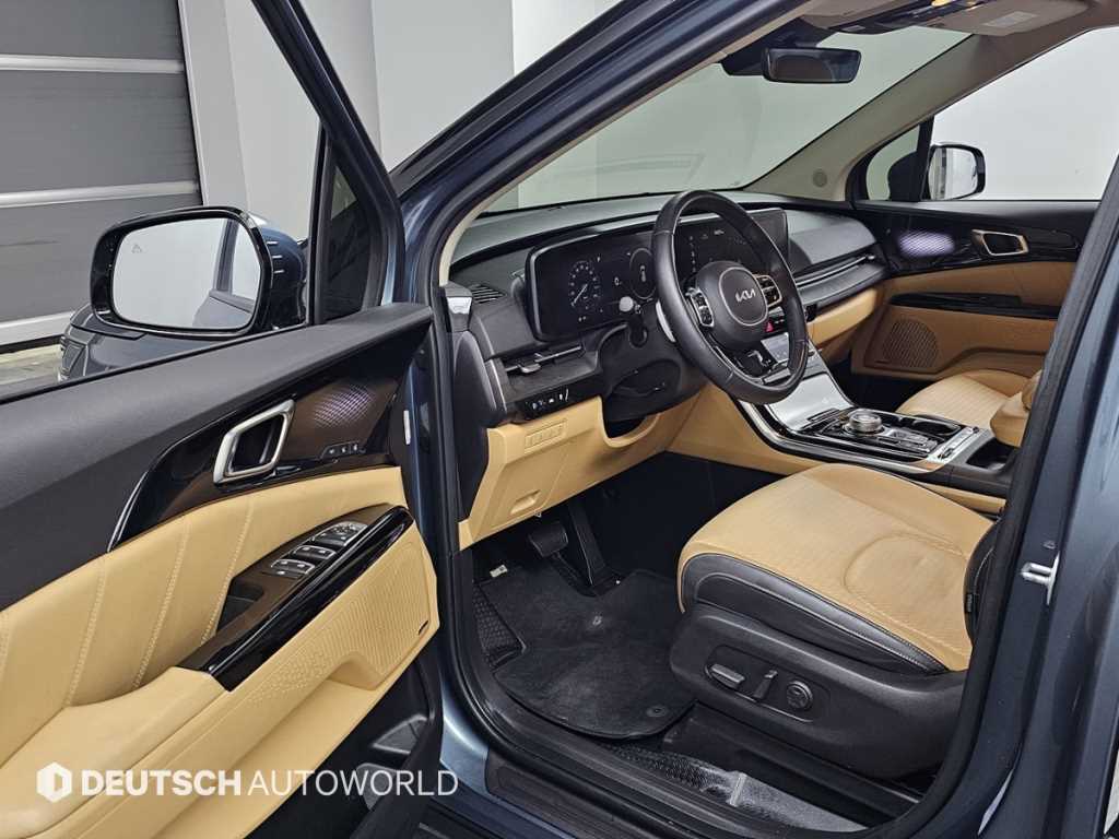 Kia Carnival — photo 11