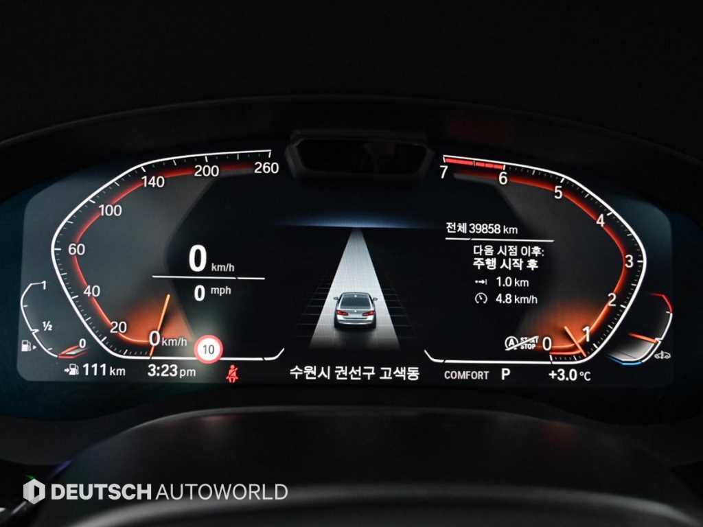 BMW 5-Series — photo 08