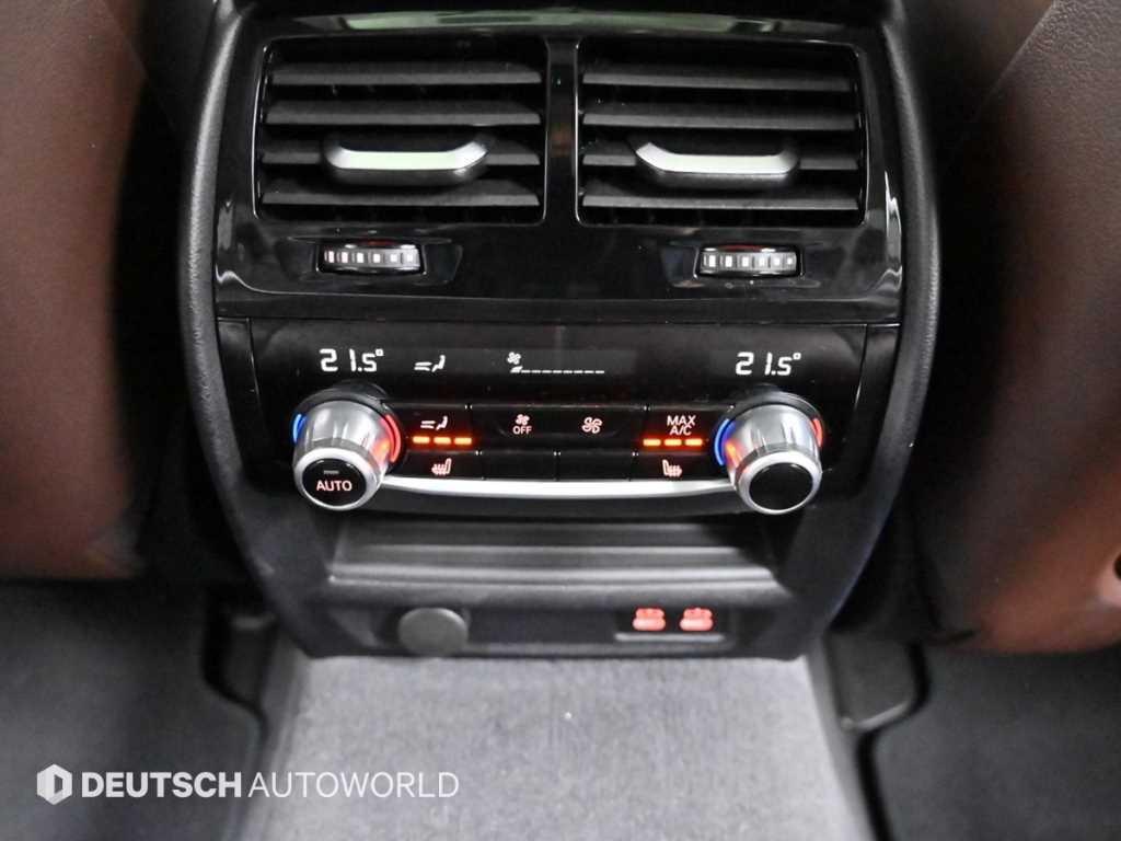 BMW 5-Series — photo 16