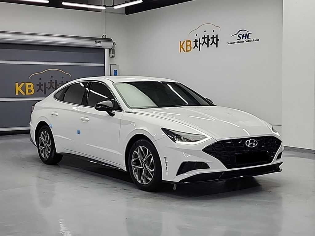 Hyundai Sonata — photo 04