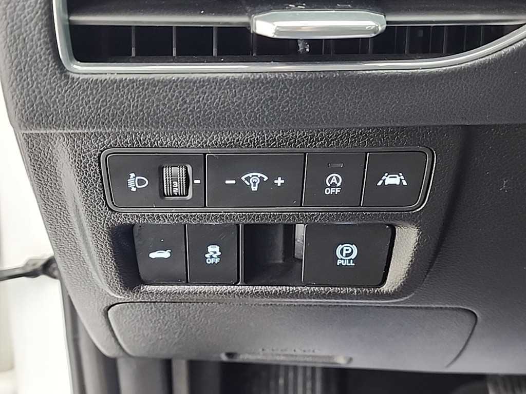 Hyundai Sonata — photo 17