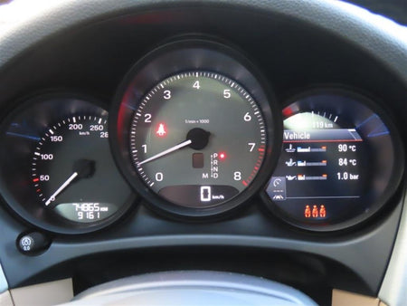 Porsche Macan — photo 05