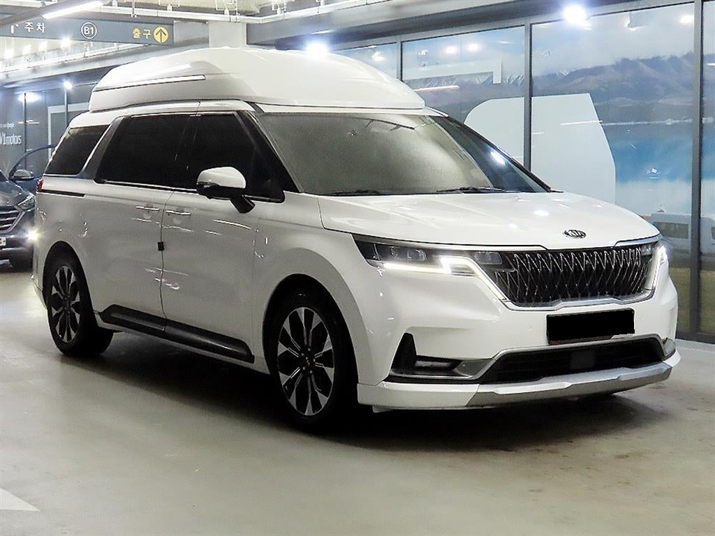 Kia Carnival — photo 01