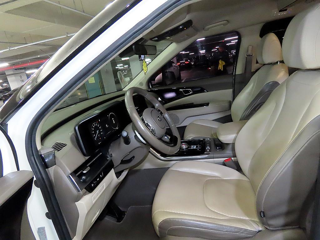 Kia Carnival — photo 06