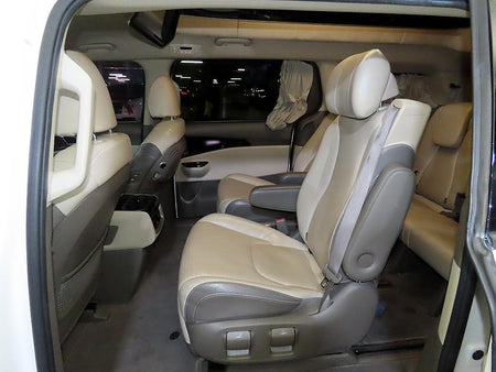Kia Carnival — photo 07