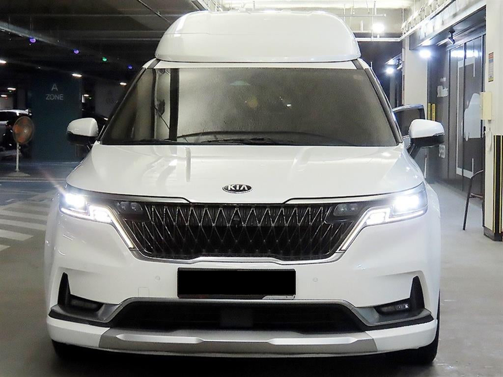 Kia Carnival — photo 02