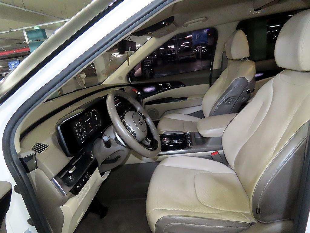 Kia Carnival — photo 06
