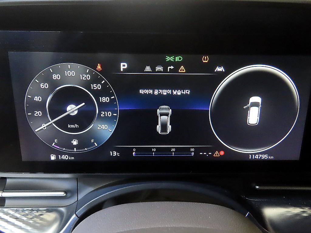 Kia Carnival — photo 09