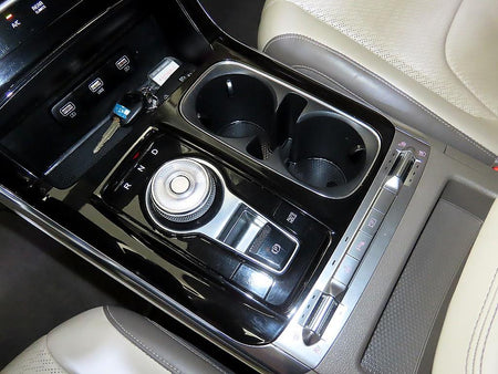 Kia Carnival — photo 12