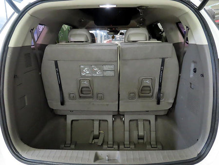 Kia Carnival — photo 16