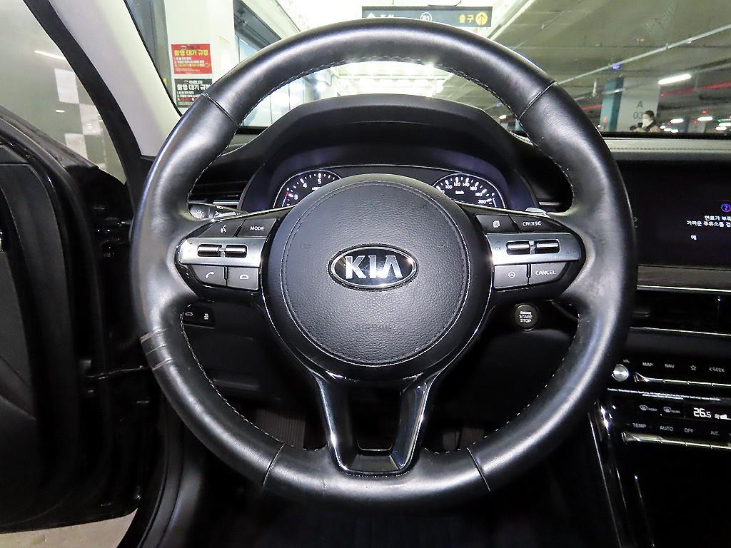 Kia K7 — photo 08