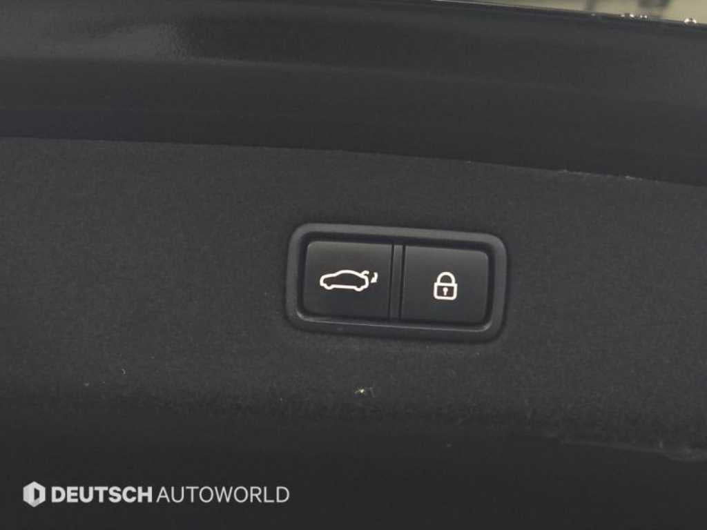 Genesis EQ900 — photo 19