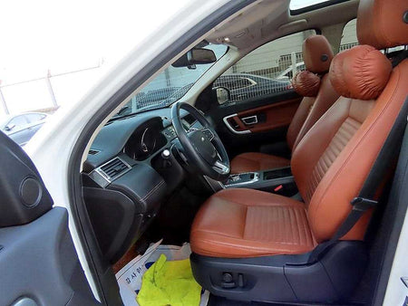 Land Rover Discovery Sport — photo 05