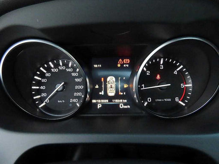 Land Rover Discovery Sport — photo 09