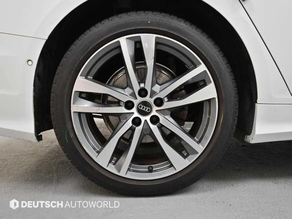 Audi A6 — photo 05
