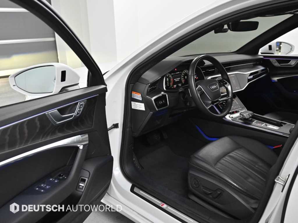 Audi A6 — photo 11