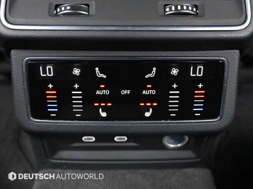 Audi A6 — photo 16