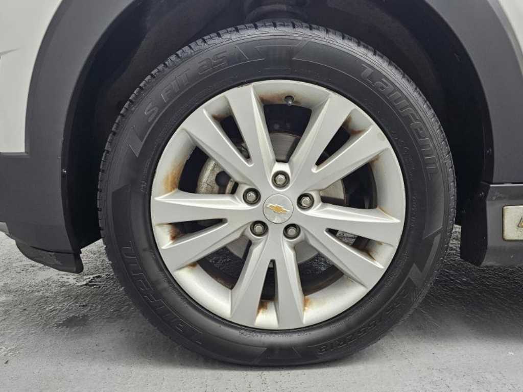 CHEVROLET Captiva — photo 05